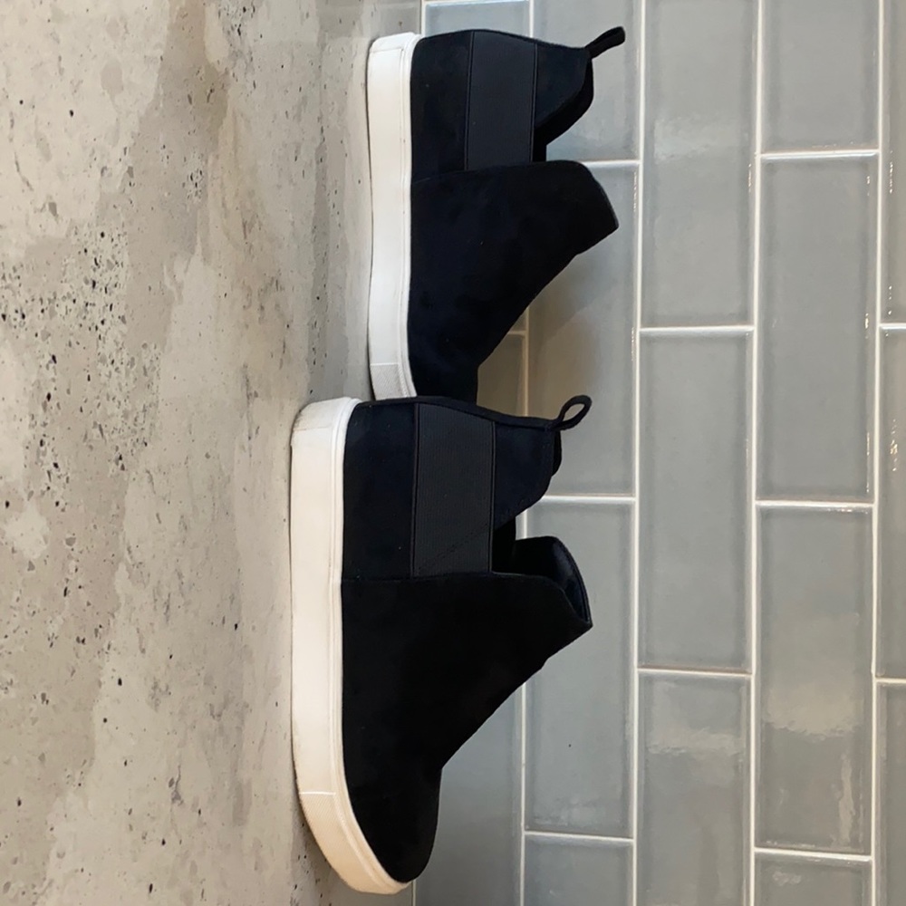 WOMEN'S SODA DIANA WEDGE SNEAKERS
Item #113844